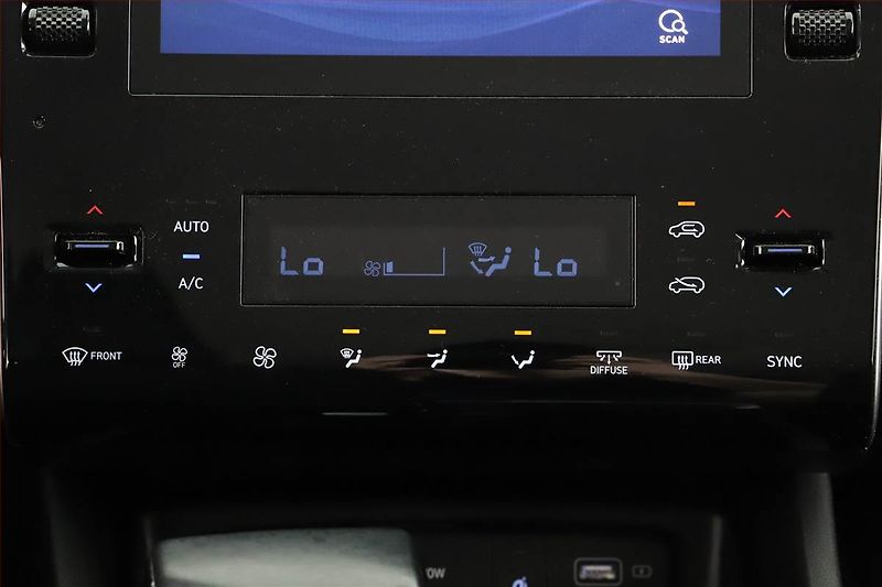 Hyundai Tucson (2022) 1.6 T-GDI 48V MHEV - fotka 13 z 19
