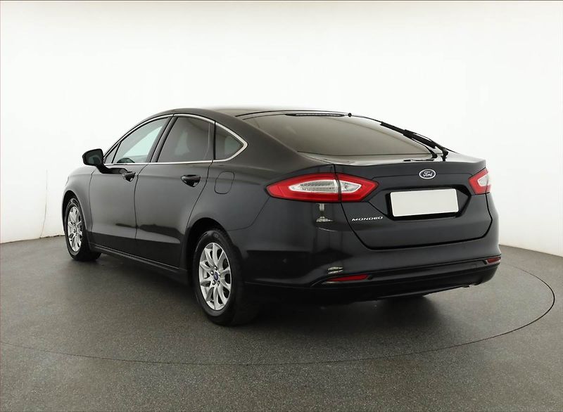 Ford Mondeo (2015) 2.0 TDCI, Serv.kniha, Navi - fotka 4 z 14