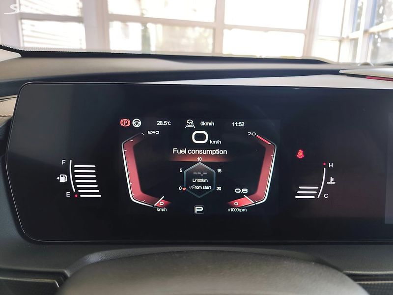 BAIC X7 1.5T 130kW AT All in - fotka 24 z 24