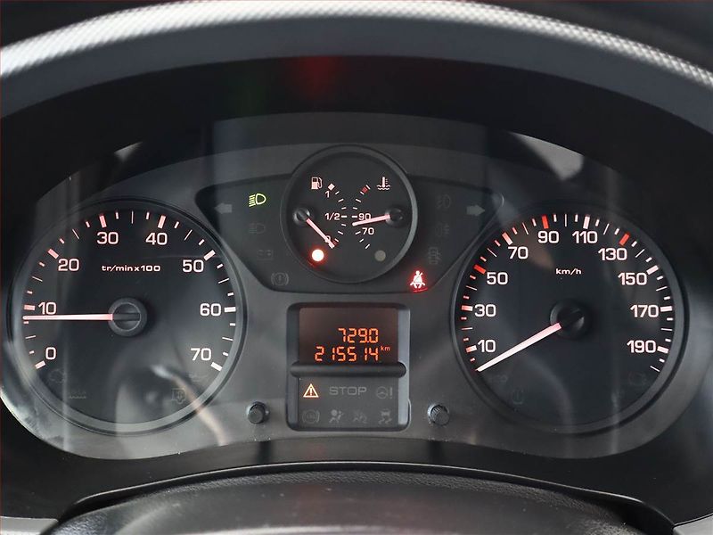 Peugeot Partner (2017) 1.6 HDi, ČR, DPH - fotka 8 z 10