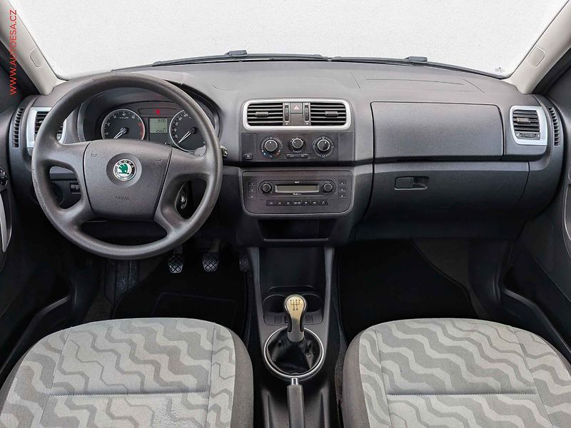 Škoda Roomster (2009) 1.2 12V, Style, TZ - fotka 8 z 13