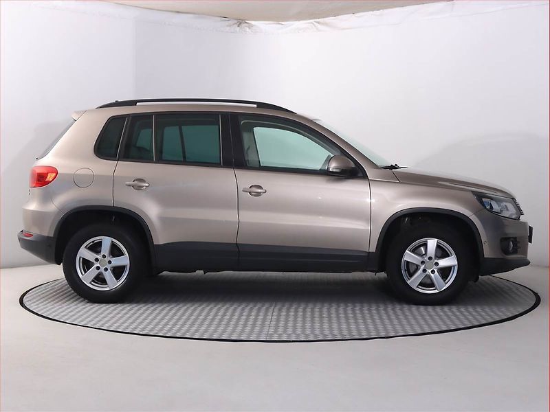 Volkswagen Tiguan (2012) Exclusive 2.0 TDI, 4X4 - fotka 6 z 20