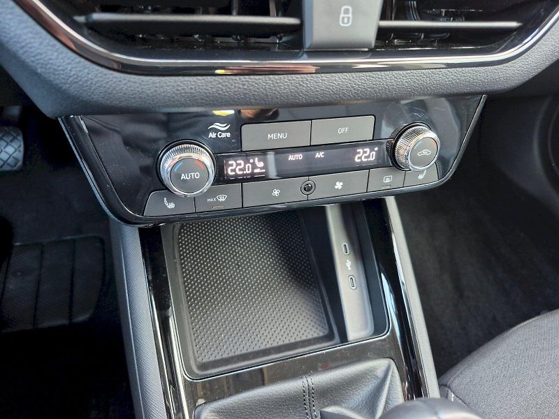 Škoda Kamiq (2026) Selection 1.0 TSI 85kW - fotka 18 z 28