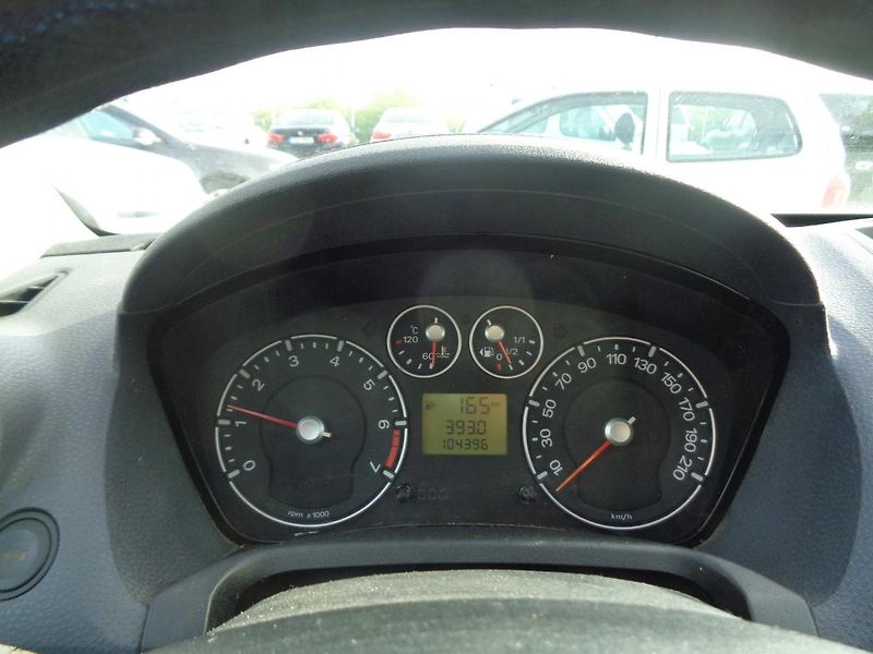 Ford Fiesta 1,3 - fotka 12 z 12