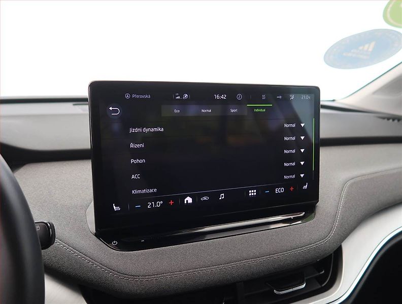 Škoda Enyaq (2023) iV 60 (62 kWh), SoH 93% - fotka 21 z 31
