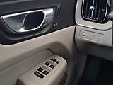 Volvo XC60 (2022) B5 AWD - náhled 18
