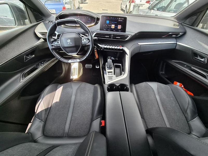 Peugeot 5008 (2019) 1,5 HDi GT LINE - fotka 6 z 12
