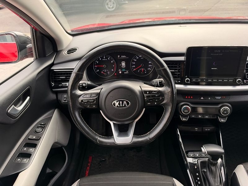 Kia Stonic (2020) 1.0 T-GDi,88 Kw Platinum - fotka 13 z 32