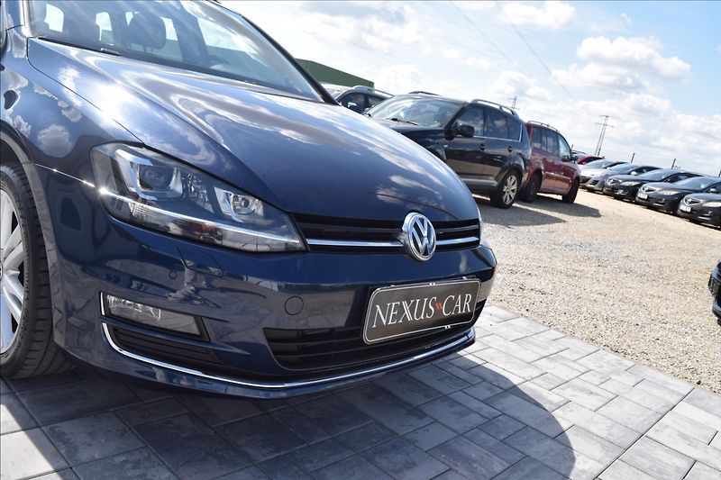 Volkswagen Golf 2,0 TDI 110KW KAMERA XENONY - fotka 13 z 48