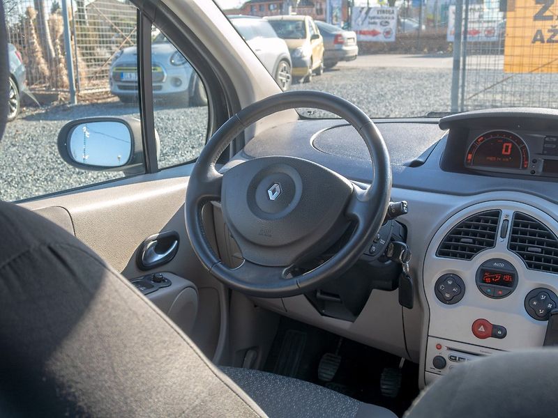 Renault Modus (2005) 1.6i 16V 82KW DIGI – PANORAMA - fotka 12 z 46