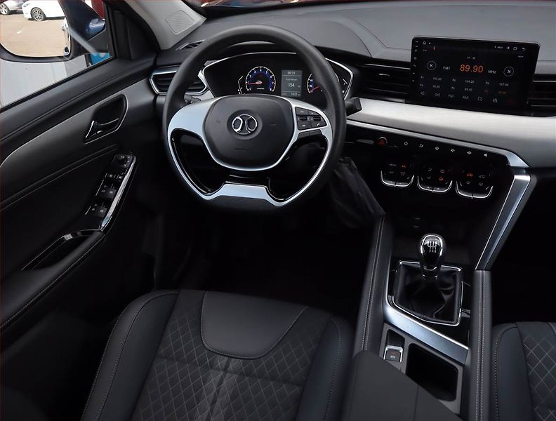 BAIC BJ30 (2025) 1.5T, Serv.kniha, Kůže, Navi - fotka 7 z 19