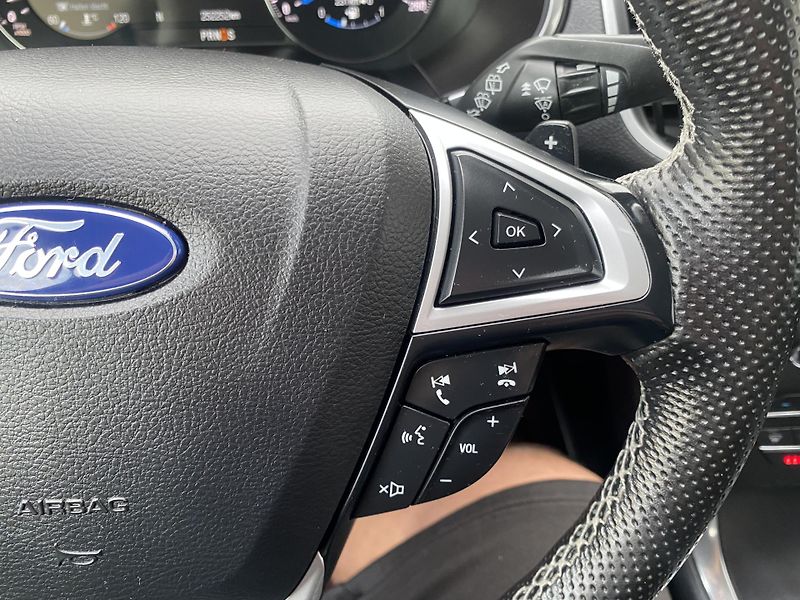 Ford Galaxy (2016) 2,0 TDCi - Panorama - Titanium - fotka 33 z 49