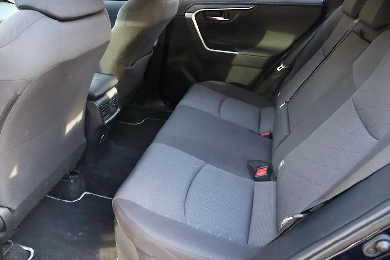 Toyota RAV4 2.5 HYBRID CVT 131kW - fotka 38 z 50