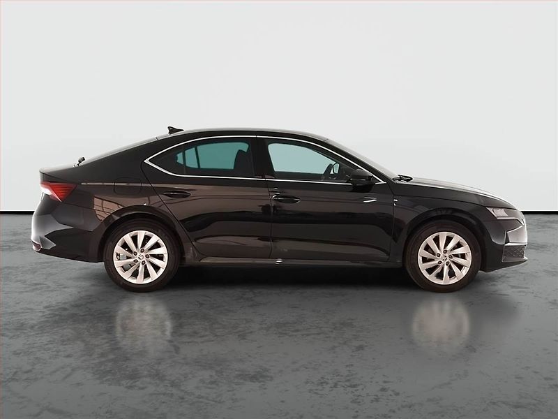 Škoda Octavia (2024) Top Selection 2.0 TDI - fotka 6 z 26