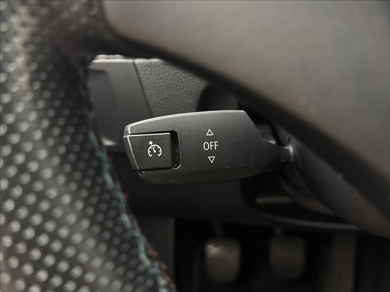BMW Řada 3 2,0 i POLOKŮŽE AC VELKÝ SERVIS - fotka 12 z 44