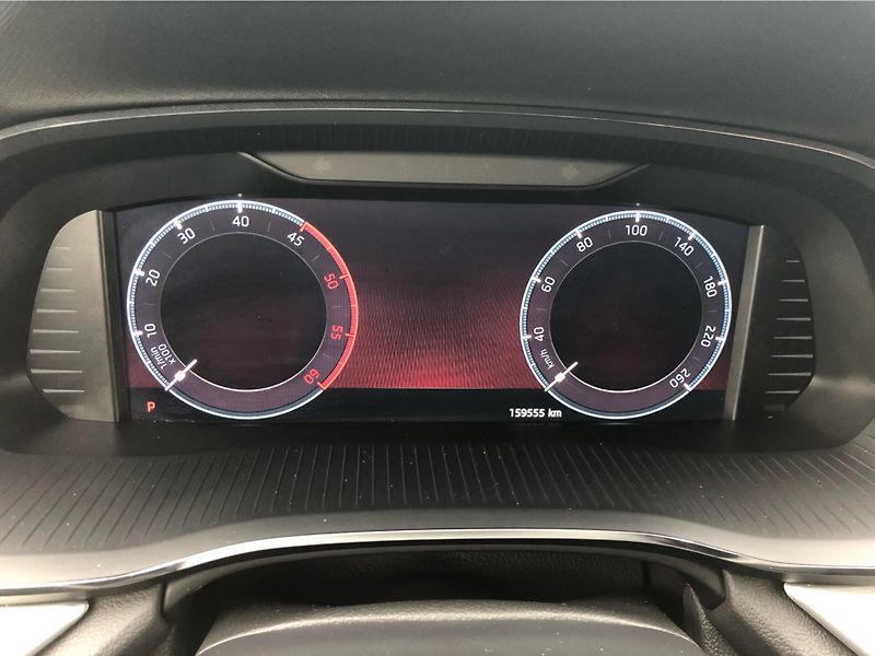 Škoda Octavia Combi 2.0 TDI STYLE  DSG 7° - fotka 19 z 29