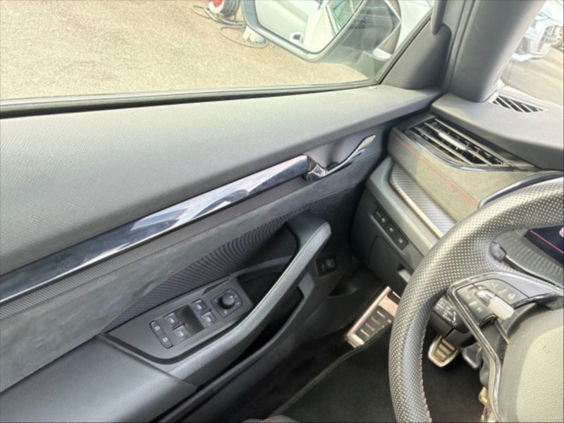 Škoda Octavia 2,0 TSI 180 RS - fotka 9 z 10