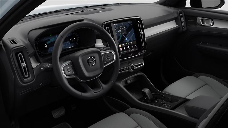 Volvo XC40 (2026) 2,0 B3  Plus - fotka 7 z 9