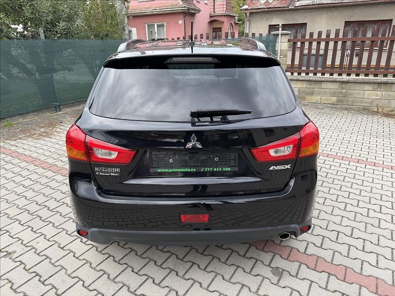 Mitsubishi ASX 1,6 TOP - fotka 4 z 24