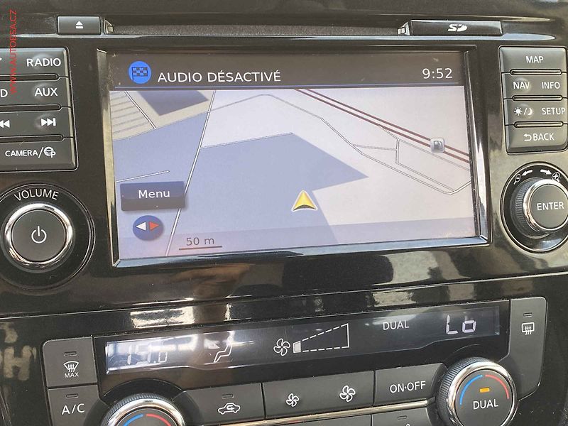 Nissan X-Trail (2018) 1.6 dCi, N-Connecta, panor - fotka 15 z 17