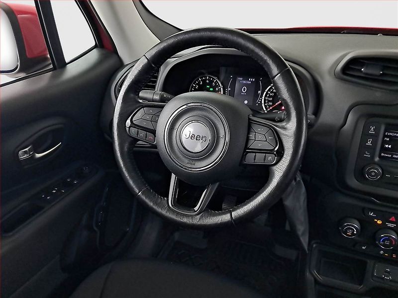 Jeep Renegade (2021) 1.0 T-GDI, Serv.kniha - fotka 7 z 16