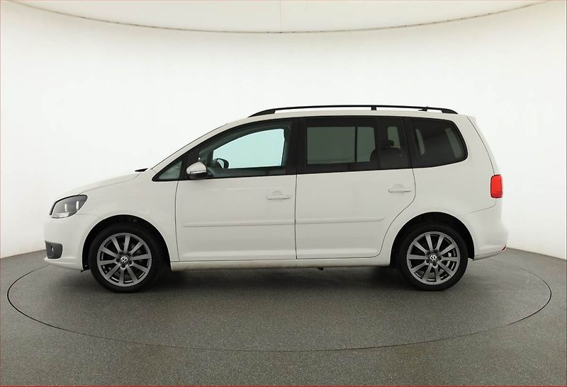 Volkswagen Touran (2011) 1.6 TDI, Serv.kniha, Navi - fotka 3 z 13