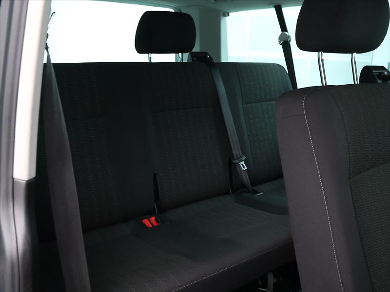 Volkswagen Caravelle 2,0 TDI 110KW DSG 8-Míst Tažné - fotka 14 z 26