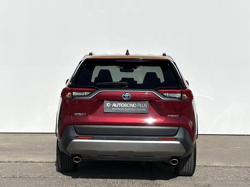 Toyota RAV4 2.5 HSD e-CVT AWD Executive - fotka 9 z 25