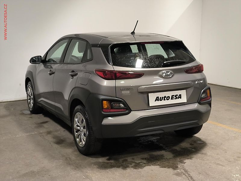Hyundai Kona (2018) 1.0 T-GDi, LED, AC - fotka 4 z 17