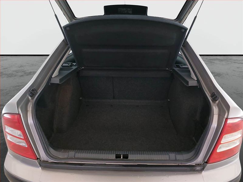 Škoda Octavia (2009) 1.9 TDI , nová STK, Tažné - fotka 10 z 11