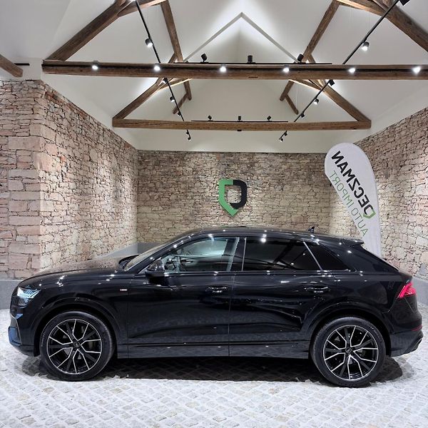 Audi Q8 (2023) Vzduch, Metrix, panorama - fotka 9 z 27