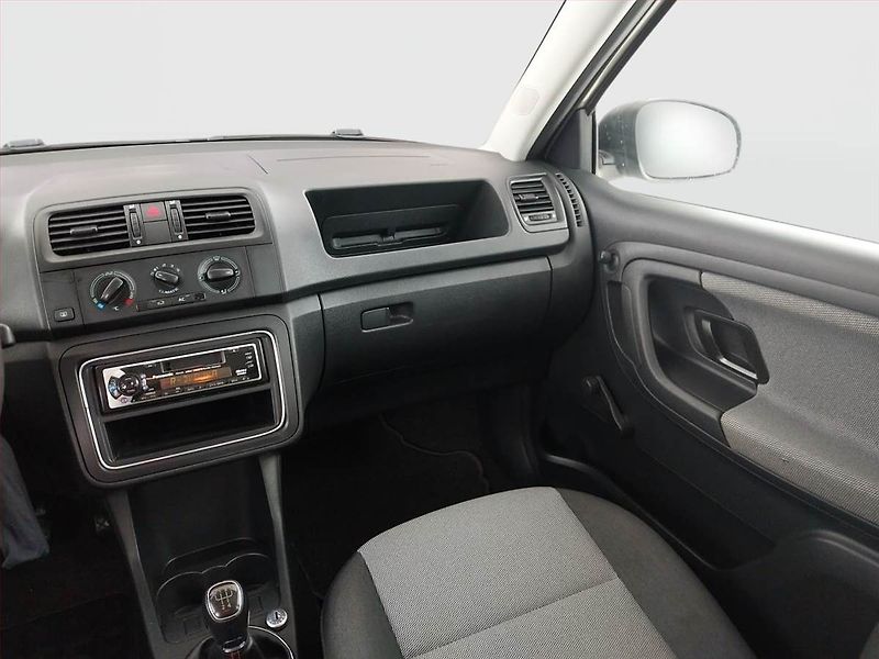 Škoda Fabia (2011) 1.2 12V, po STK, za super cenu - fotka 8 z 14