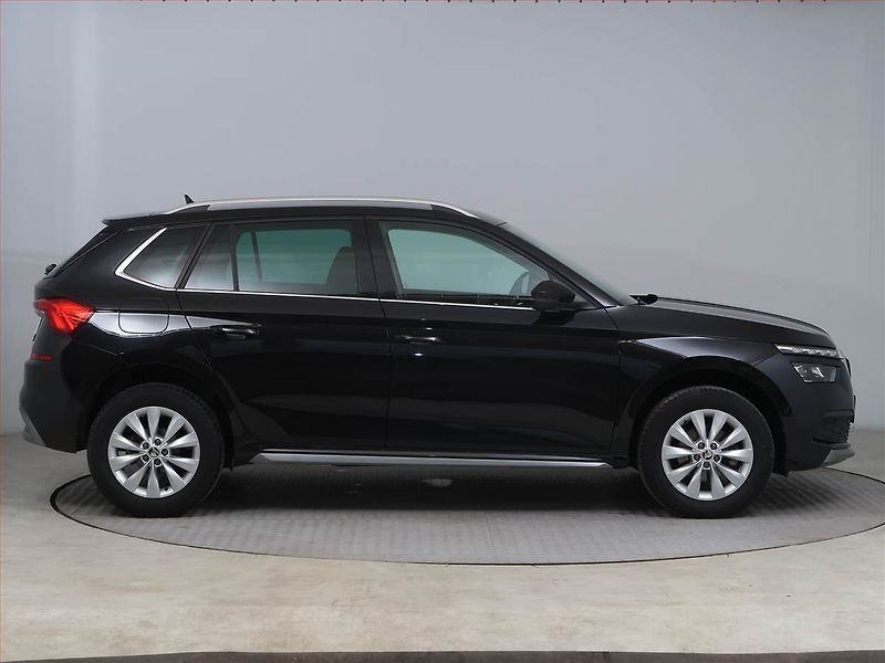 Škoda Kamiq (2022) Style 1.0 TSI - fotka 6 z 16