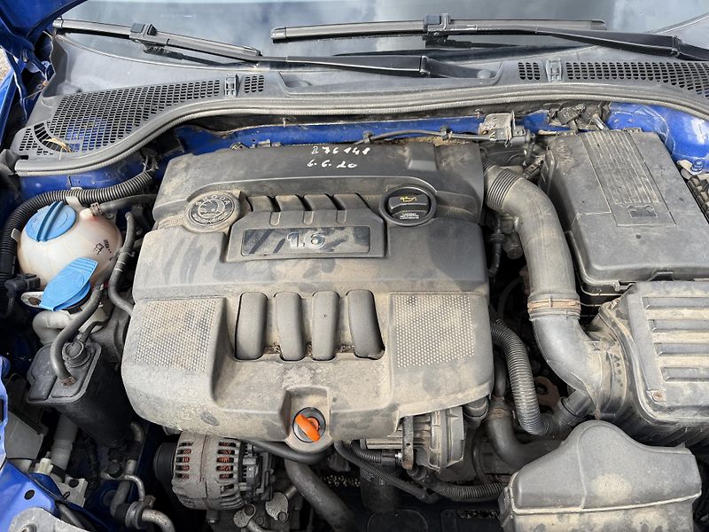 Škoda Octavia 1.6i - fotka 20 z 20