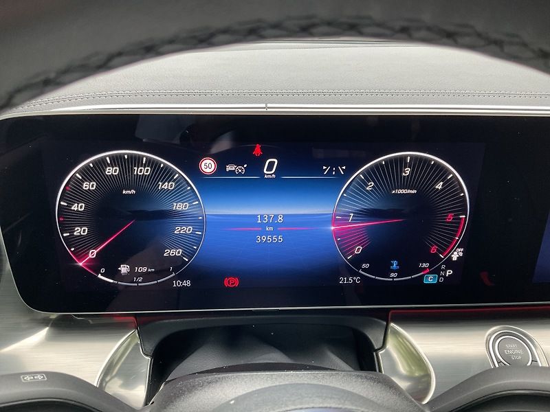 Mercedes-Benz Třídy V V-Třída 300 d 4MATIC EXCLUSIVE - fotka 12 z 12