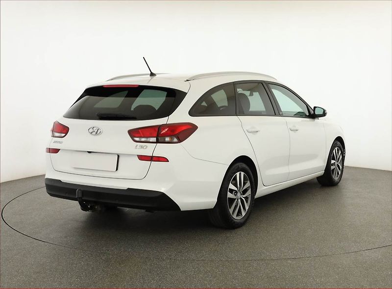 Hyundai i30 (2018) 1.4 T-GDI, ČR,1.maj - fotka 5 z 18