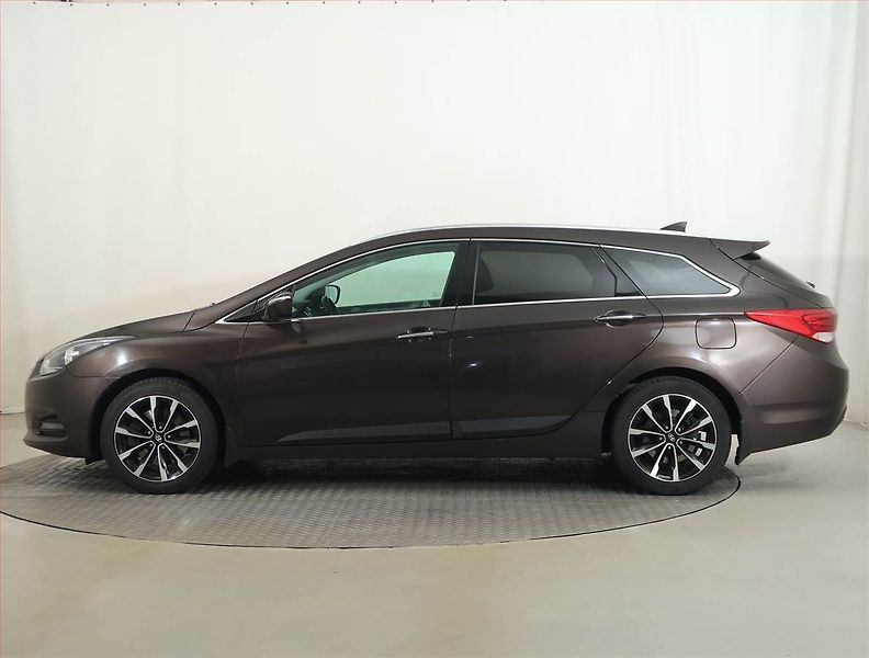 Hyundai i40 (2017) 1.7 CRDi, Serv.kniha, Navi - fotka 3 z 16