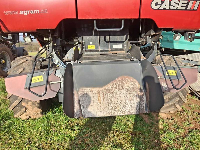 Case AF 8240 - fotka 13 z 24