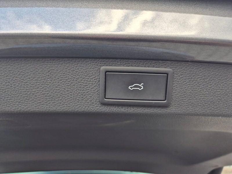 Škoda Karoq (2024) Top Selection 1.5 TSI 110 kW 7 - fotka 33 z 35