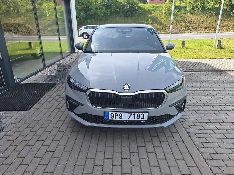 Škoda Scala Top Selection 1,0TSI 85kW - fotka 4 z 12