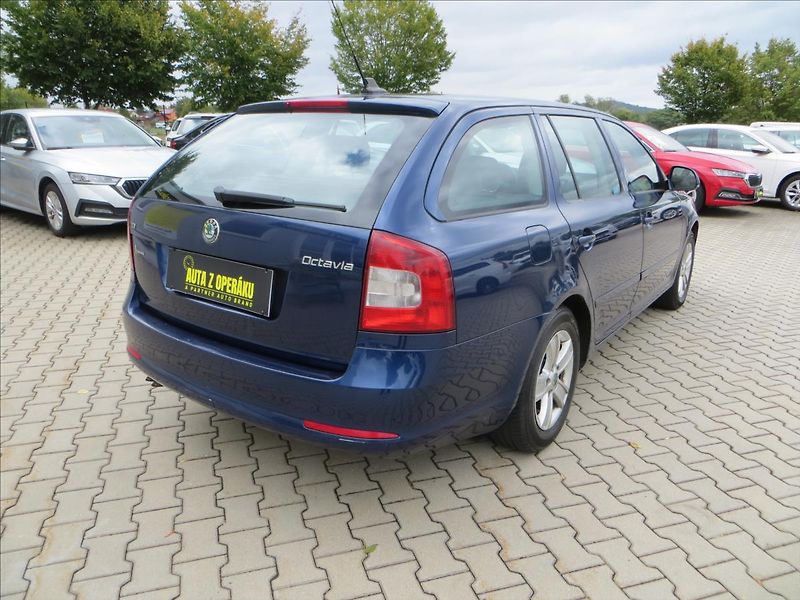 Škoda Octavia 1,9 TDI 77kW Columbus ČR - fotka 8 z 19
