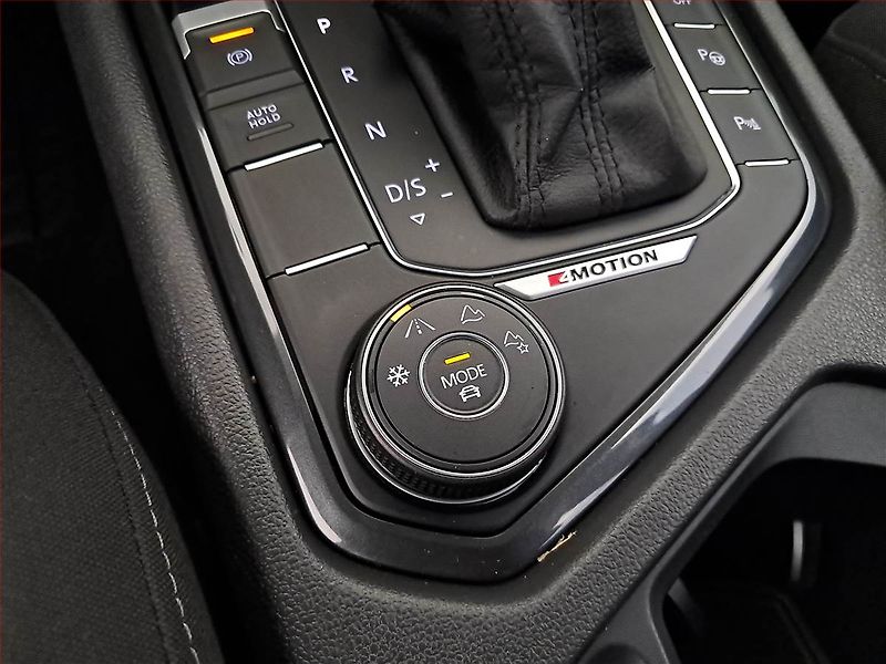 Volkswagen Tiguan (2018) 2.0 TDI, 4X4, Automat - fotka 17 z 19