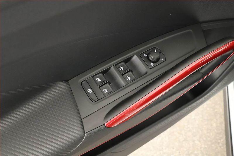 Škoda Fabia (2025) 1.0 TSI, Monte Carlo, FullLed - fotka 9 z 15