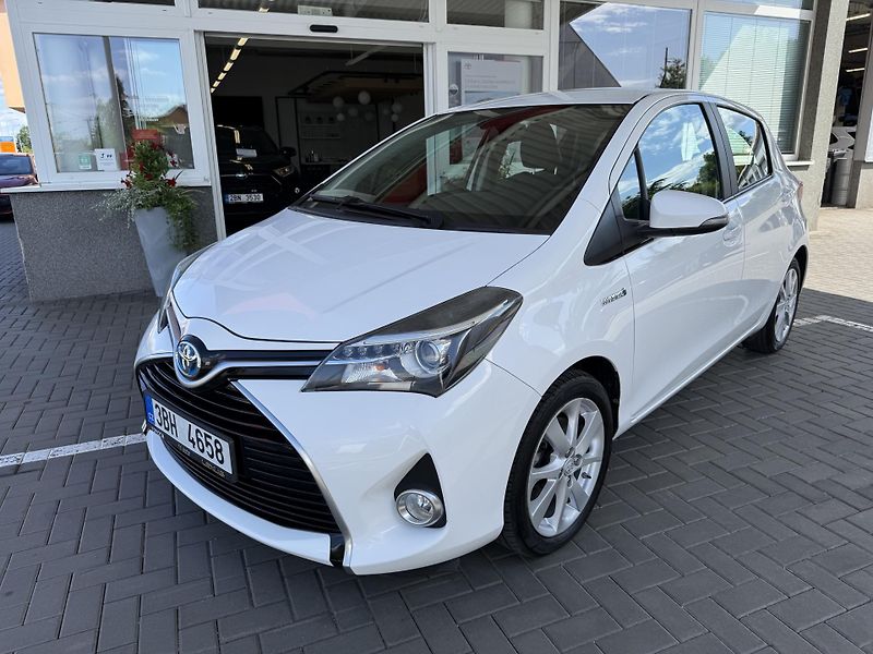 Toyota Yaris 1,5 Hybrid Active - fotografie inzerátu