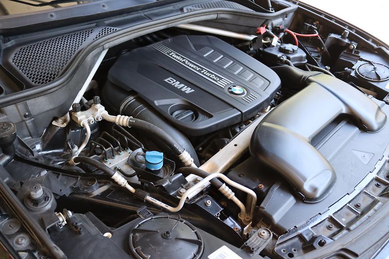BMW X5 XDRIVE 30D F15 190kW - fotka 49 z 50
