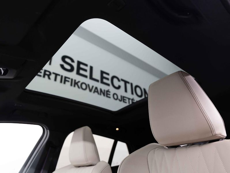 BMW iX2 xDrive30 - fotka 20 z 22