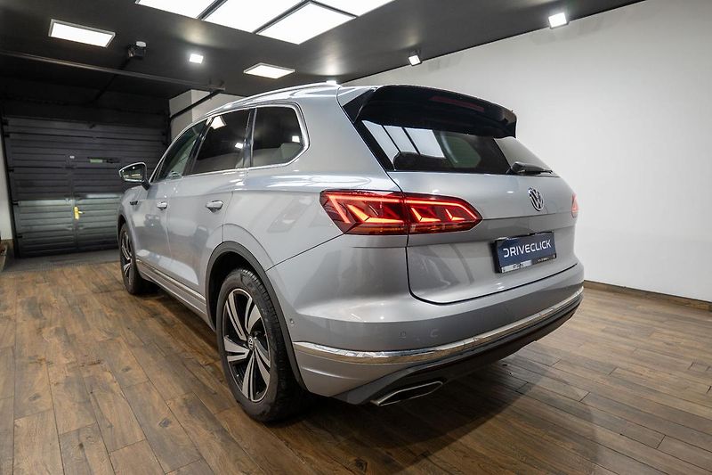 Volkswagen Touareg 3.0 TDI 210 kW 4Motion - fotka 6 z 38