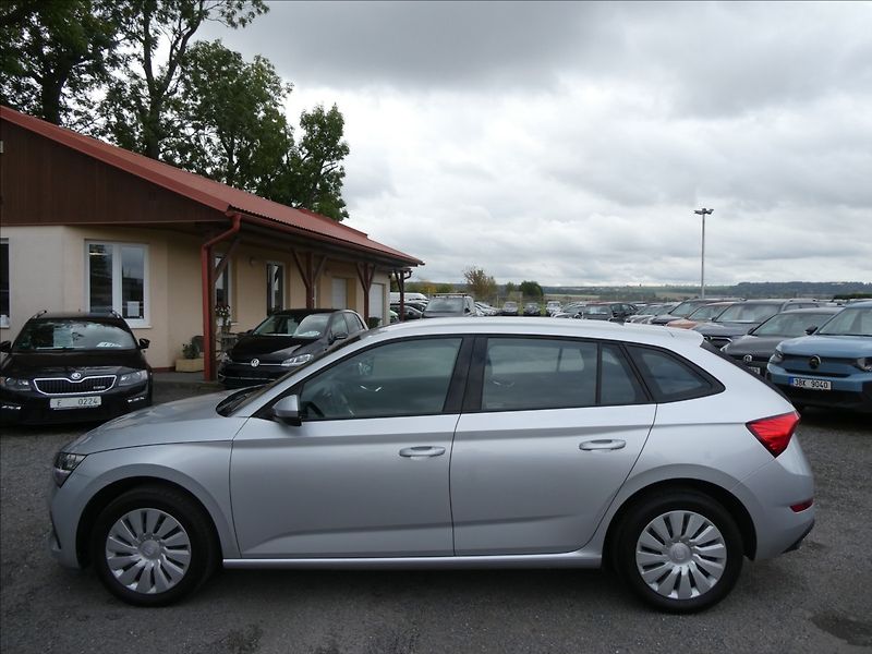 Škoda Scala 1,0 TSi 70kW ČR, DPH, klima - fotka 6 z 38