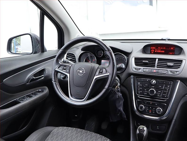 Opel Mokka (2013) Enjoy 1.7 CDTI, 4X4 - fotka 7 z 16
