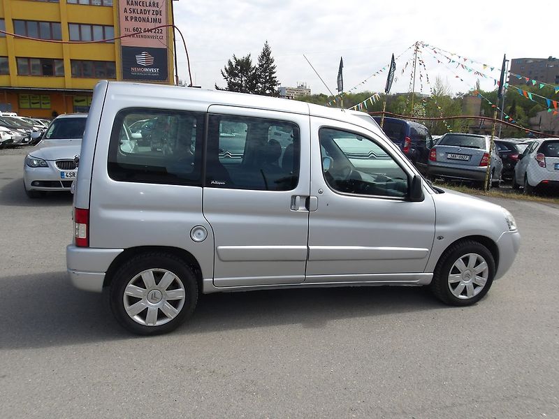 Peugeot Partner 1,6HDi 2xŠOUPAČKY - fotka 9 z 29